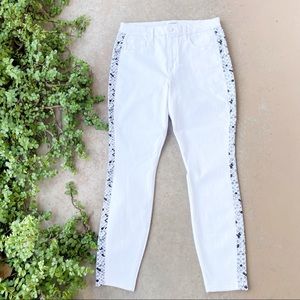 Good American Good Legs White Snakeskin Jeans